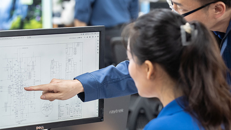 CAEシミュレーションにより、設計段階で成形不良や応力集中などを事前に把握